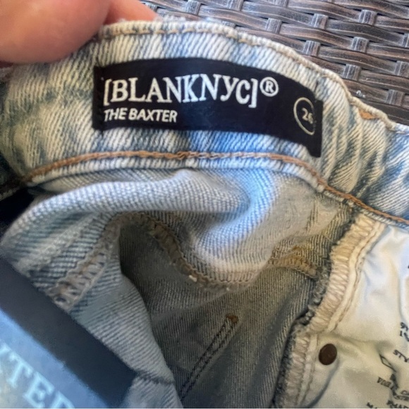 BLANK NYC  NWT ribcage straight leg denim jeans light wash‎ relax fit sz 26 - Picture 9 of 12